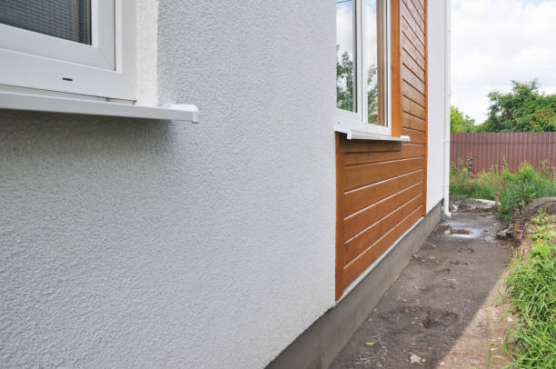 How To Choose The Right Materials for Your Siding Installation in 'La Vernia, TX